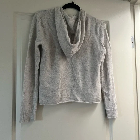 Homebody cashmere sweater - Picture 3 of 4